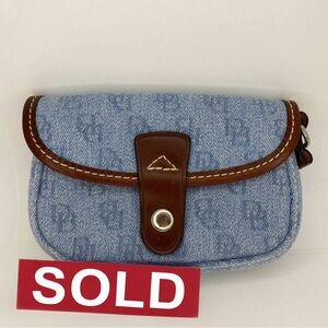 SOLD- Dooney & Bourke Wristlet Pouch. Excellent Condition!